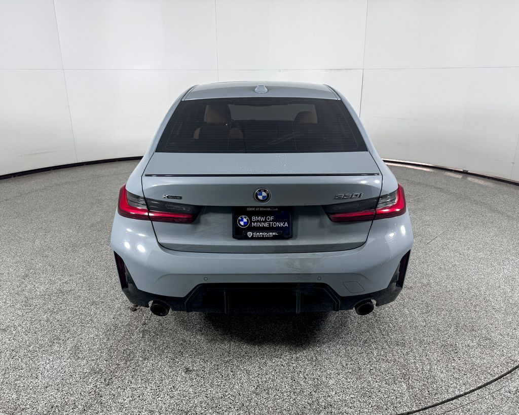 Thumbnail: 2025 BMW 3 Series - 8