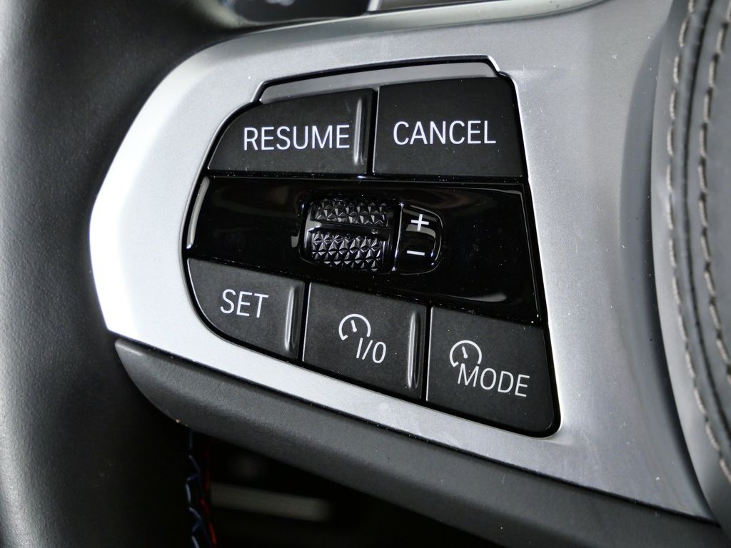 Thumbnail: 2025 BMW X7 - 43