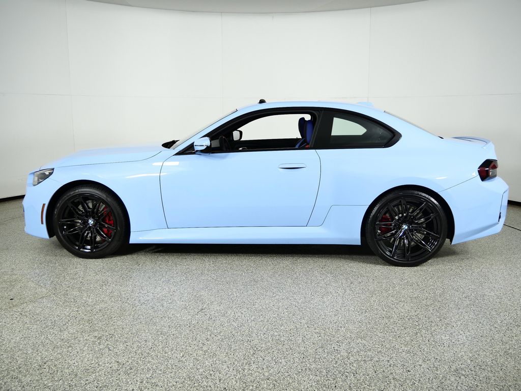 Thumbnail: 2025 BMW M2 - 16