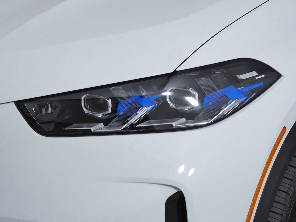 Thumbnail: 2026 BMW X5 - 3