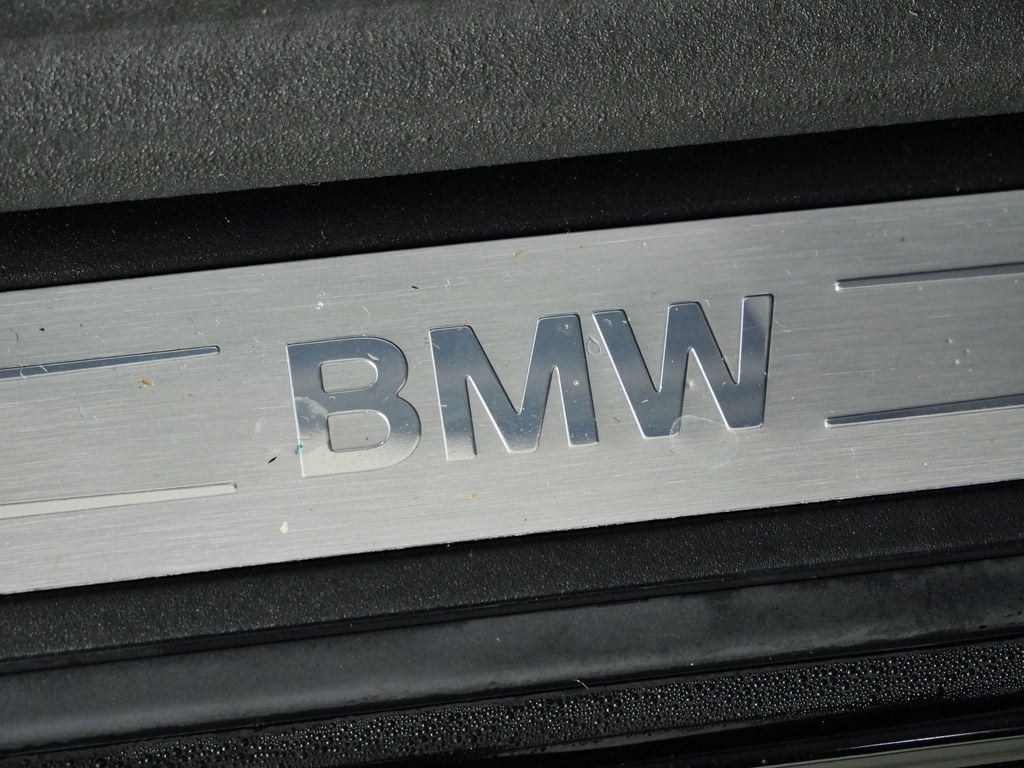 Thumbnail: 2023 BMW 5 Series - 28