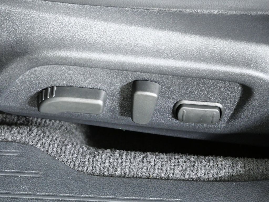 Thumbnail: 2019 Subaru Outback - 38