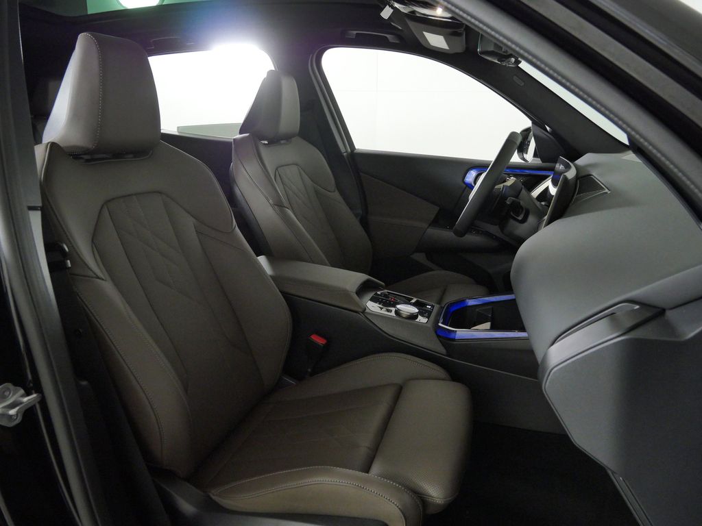 Thumbnail: 2025 BMW X3 - 27