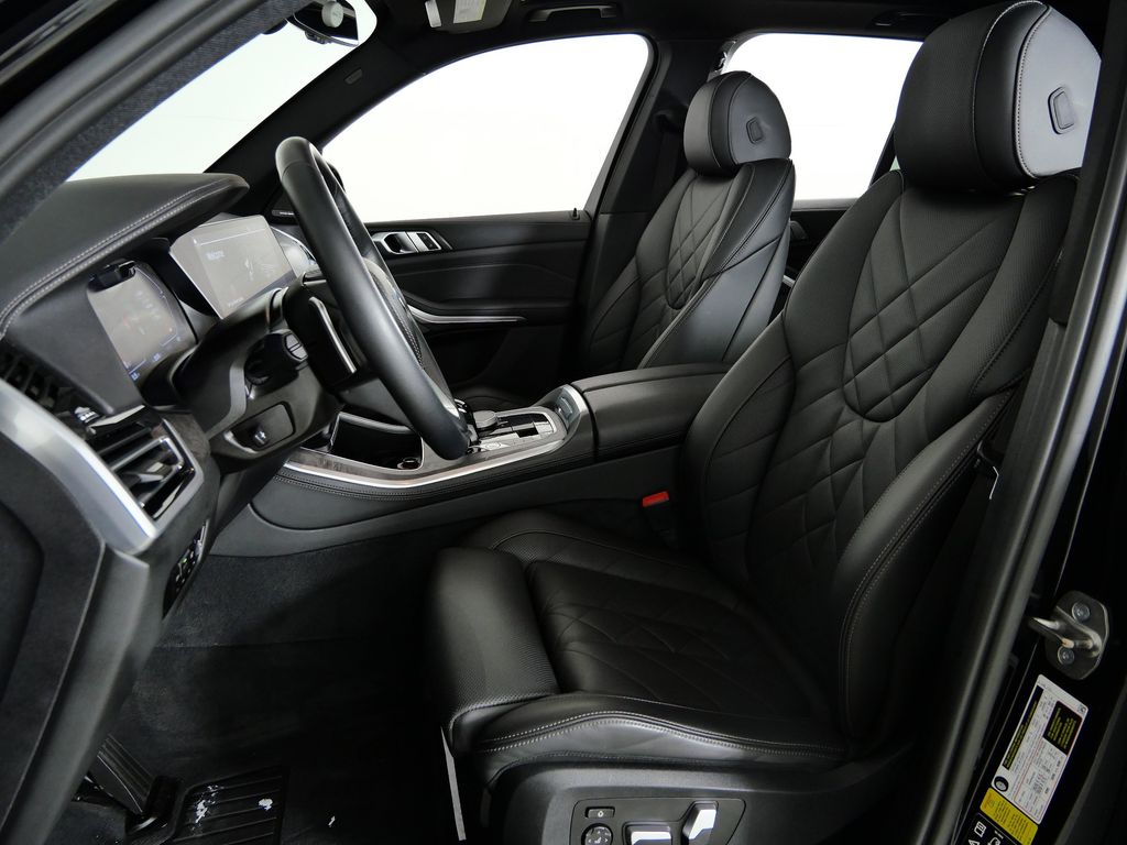 Thumbnail: 2023 BMW X5 - 36