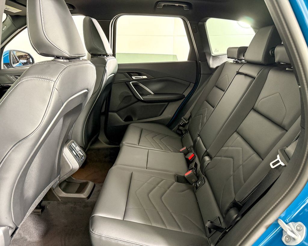 Thumbnail: 2025 BMW X1 - 30