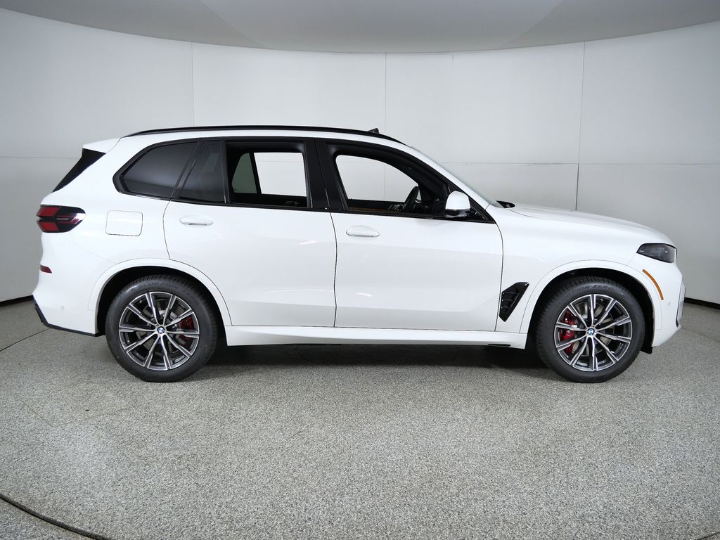 Thumbnail: 2026 BMW X5 - 8