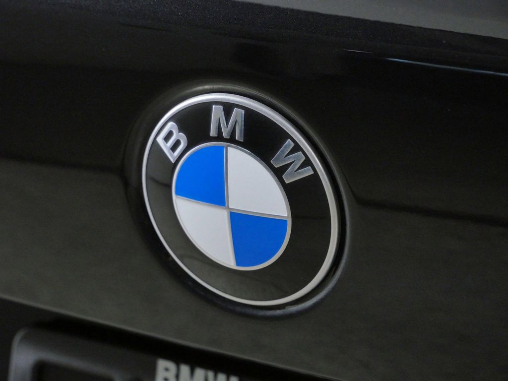 Thumbnail: 2026 BMW X5 - 11