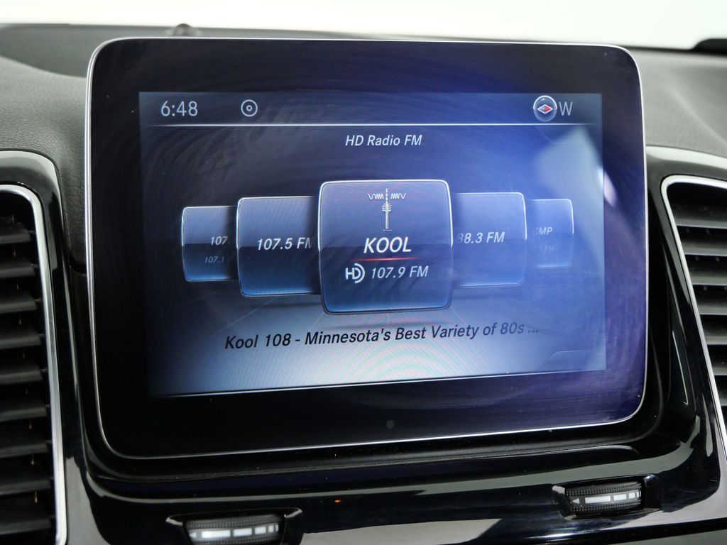 Thumbnail: 2017 Mercedes-Benz GLE - 43