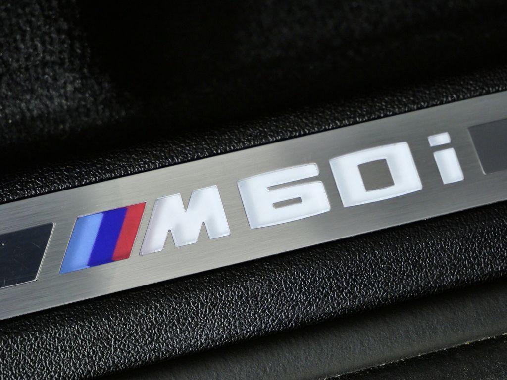 Thumbnail: 2025 BMW X7 - 28