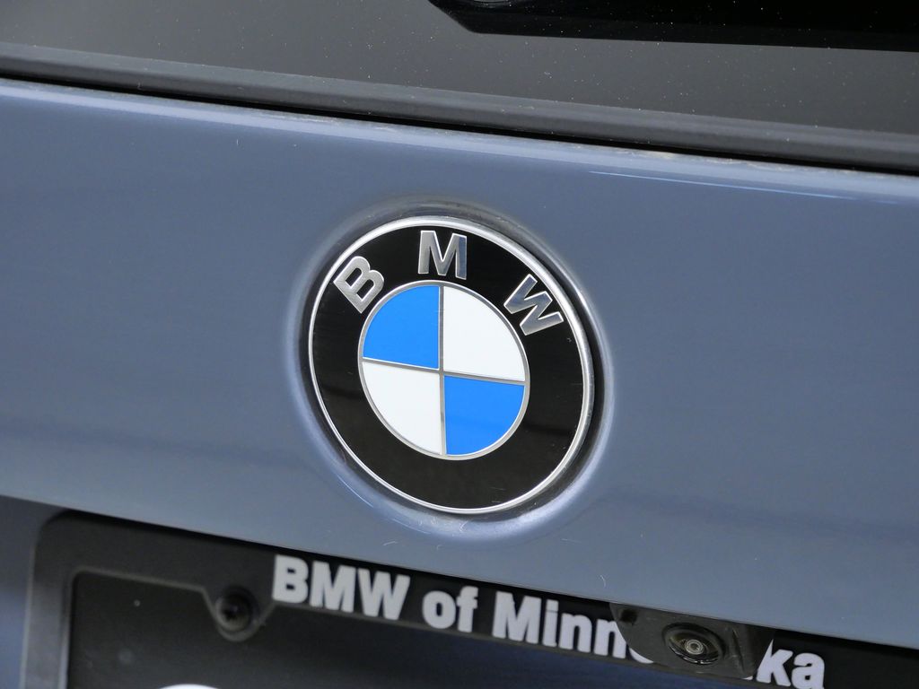 Thumbnail: 2026 BMW X1 - 11