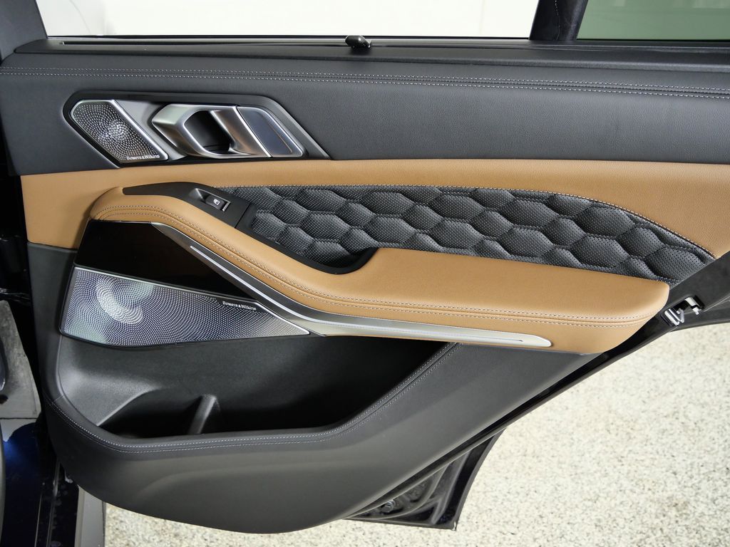 Thumbnail: 2026 BMW X5 - 25