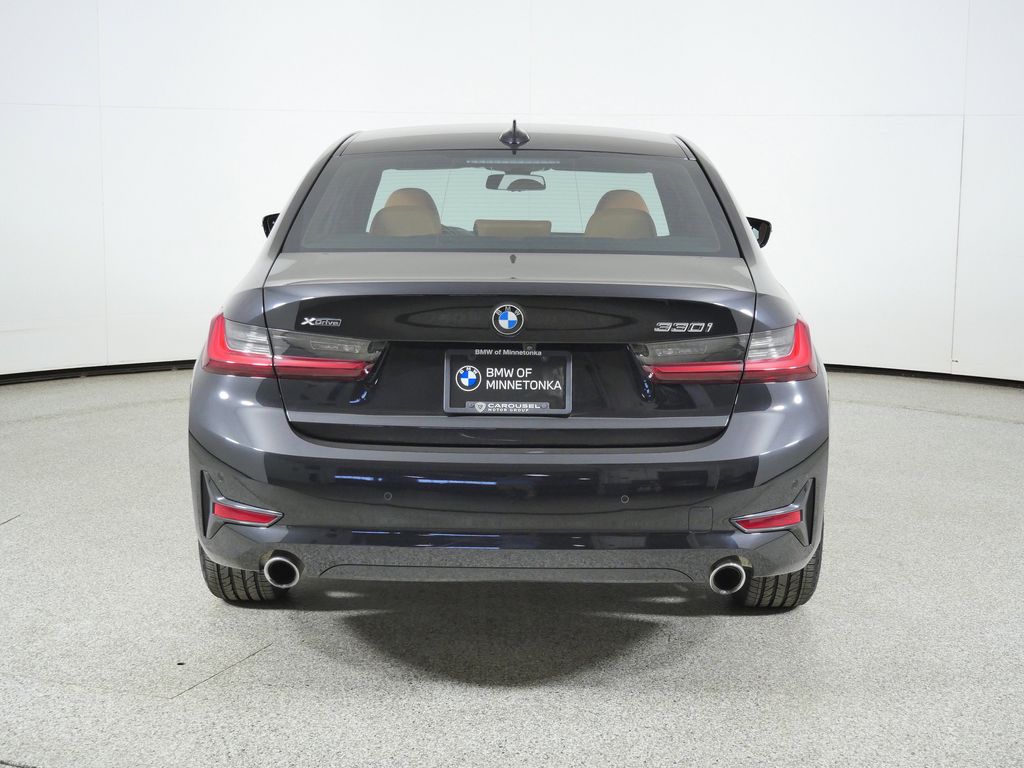 Thumbnail: 2022 BMW 3 Series - 11