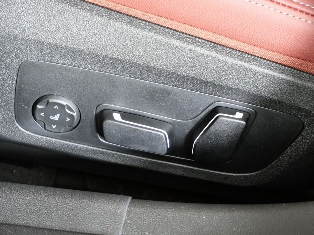 Thumbnail: 2026 BMW 3 Series - 37