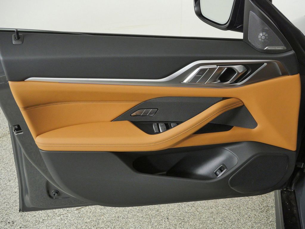 Thumbnail: 2026 BMW i4 - 31