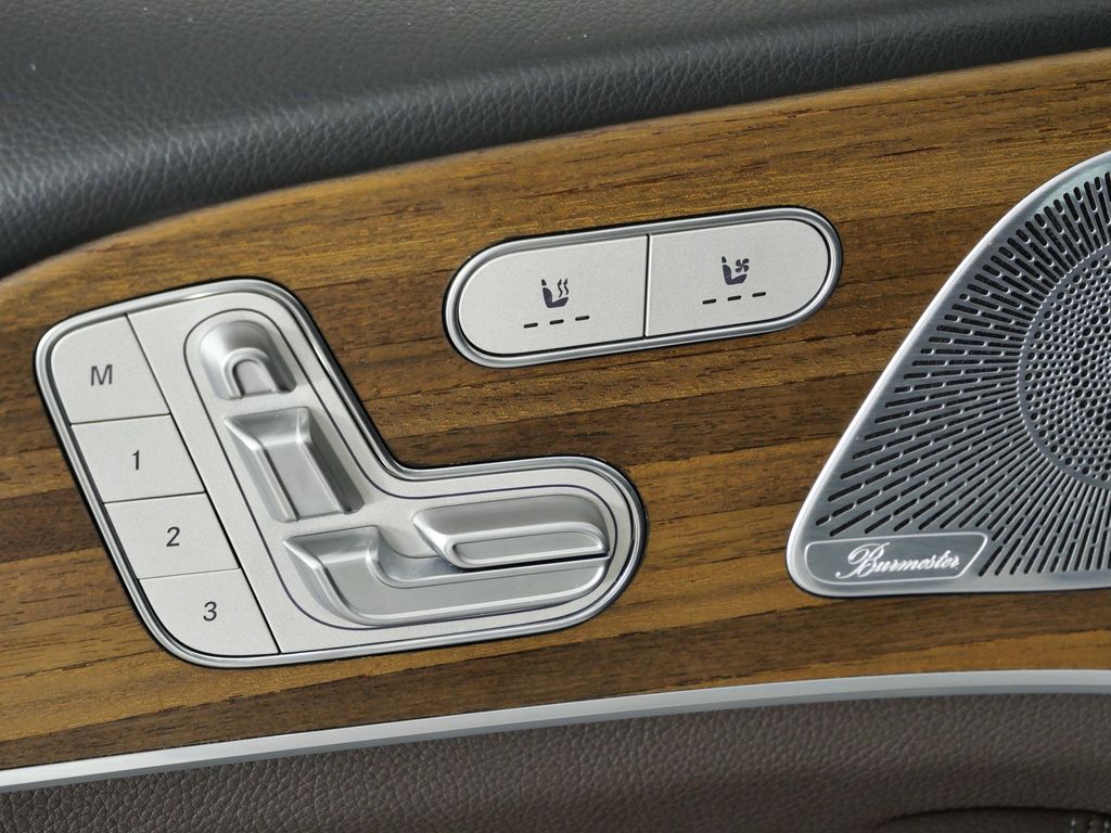 Thumbnail: 2021 Mercedes-Benz GLE - 38