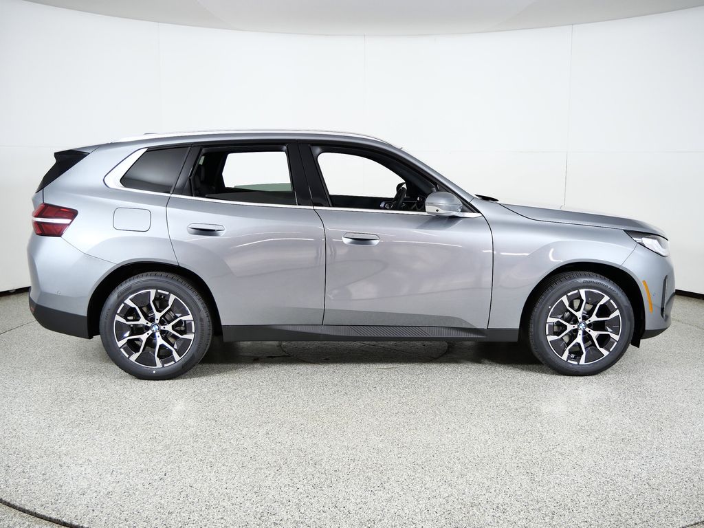 Thumbnail: 2026 BMW X3 - 8