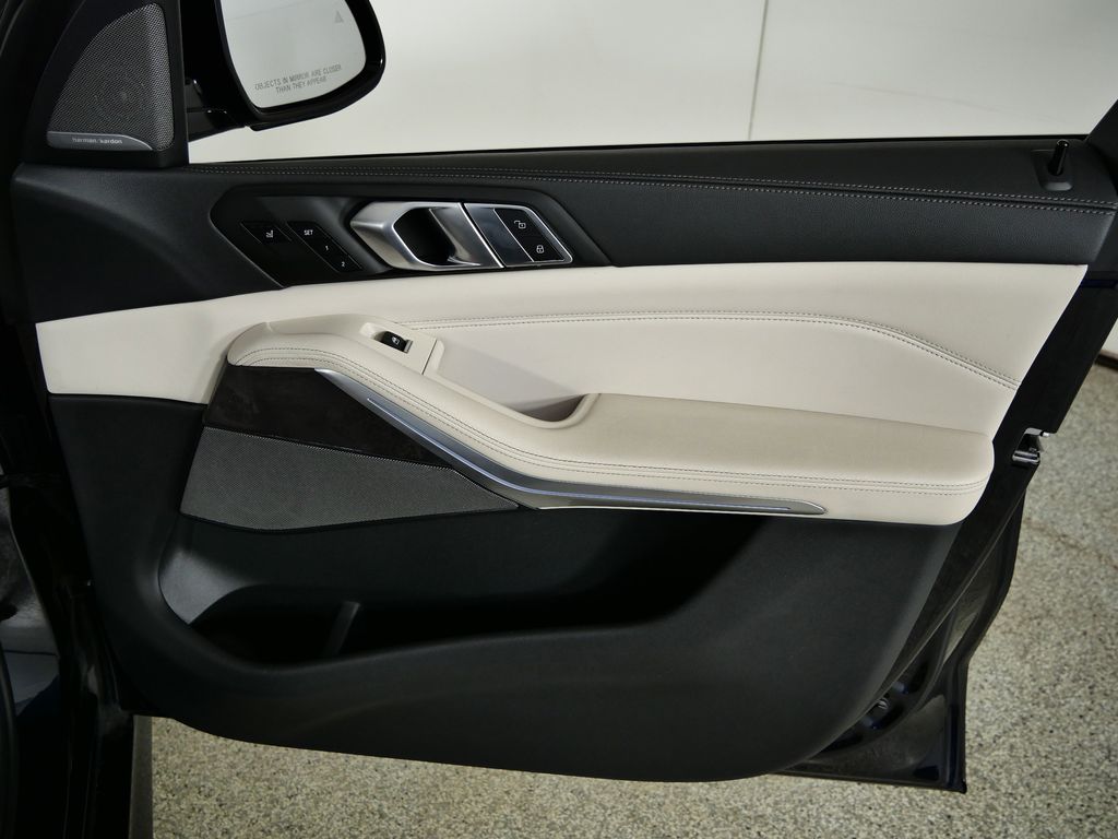 Thumbnail: 2023 BMW X5 - 20