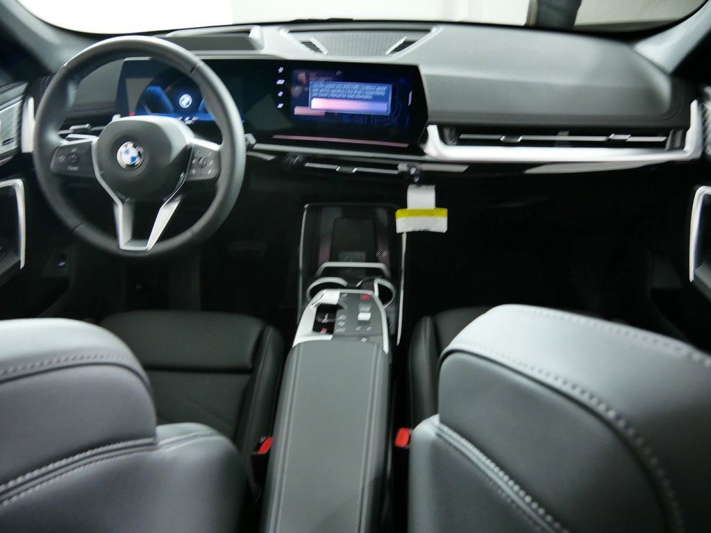 Thumbnail: 2025 BMW X1 - 9