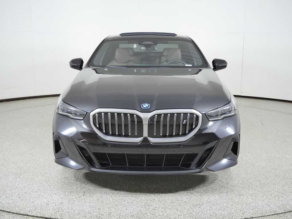 Thumbnail: 2026 BMW i5 - 3
