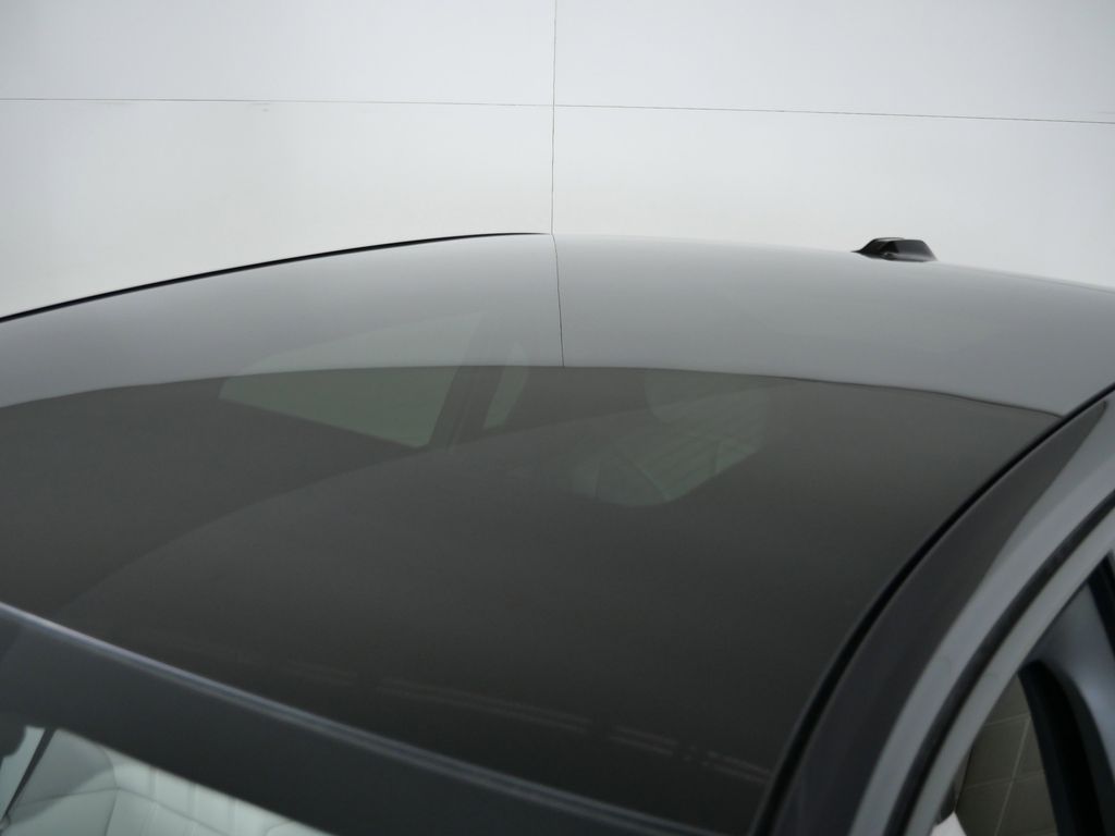 Thumbnail: 2026 BMW 7 Series - 18