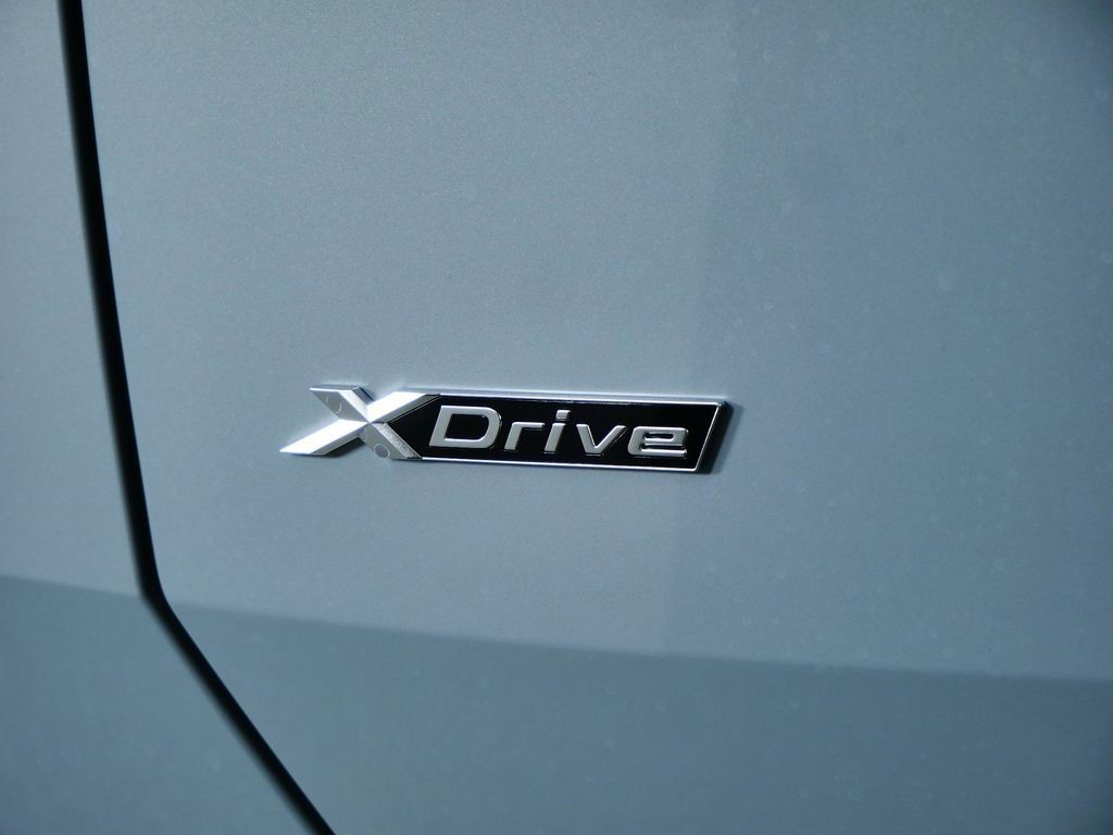 Thumbnail: 2026 BMW X3 - 14