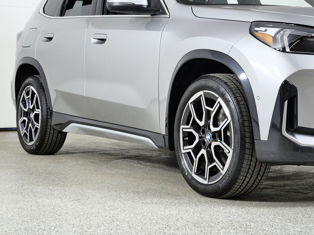 Thumbnail: 2026 BMW X1 - 6