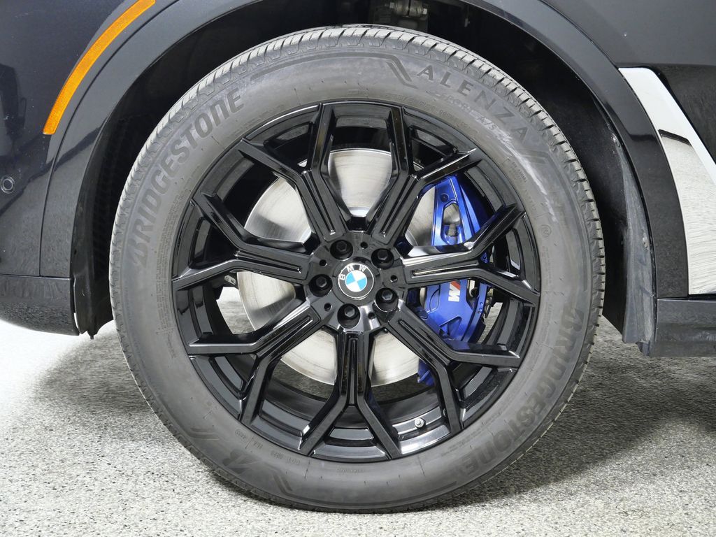 Thumbnail: 2020 BMW X7 - 18