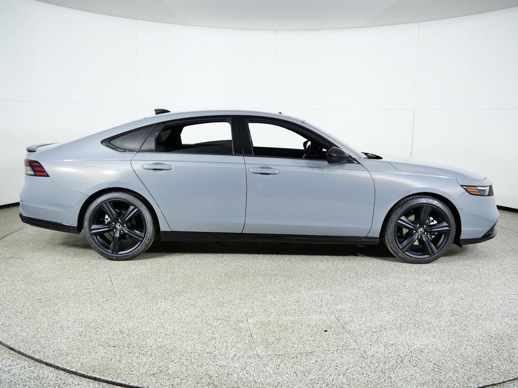 Thumbnail: 2025 Honda Accord - 9