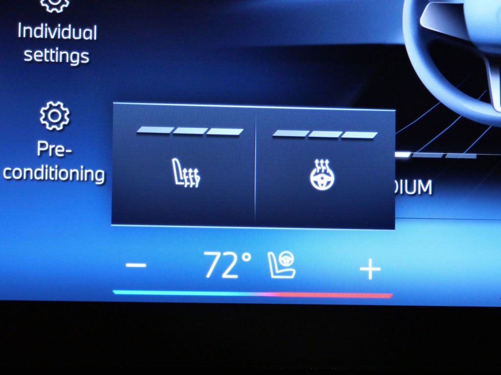 Thumbnail: 2025 BMW 5 Series - 48