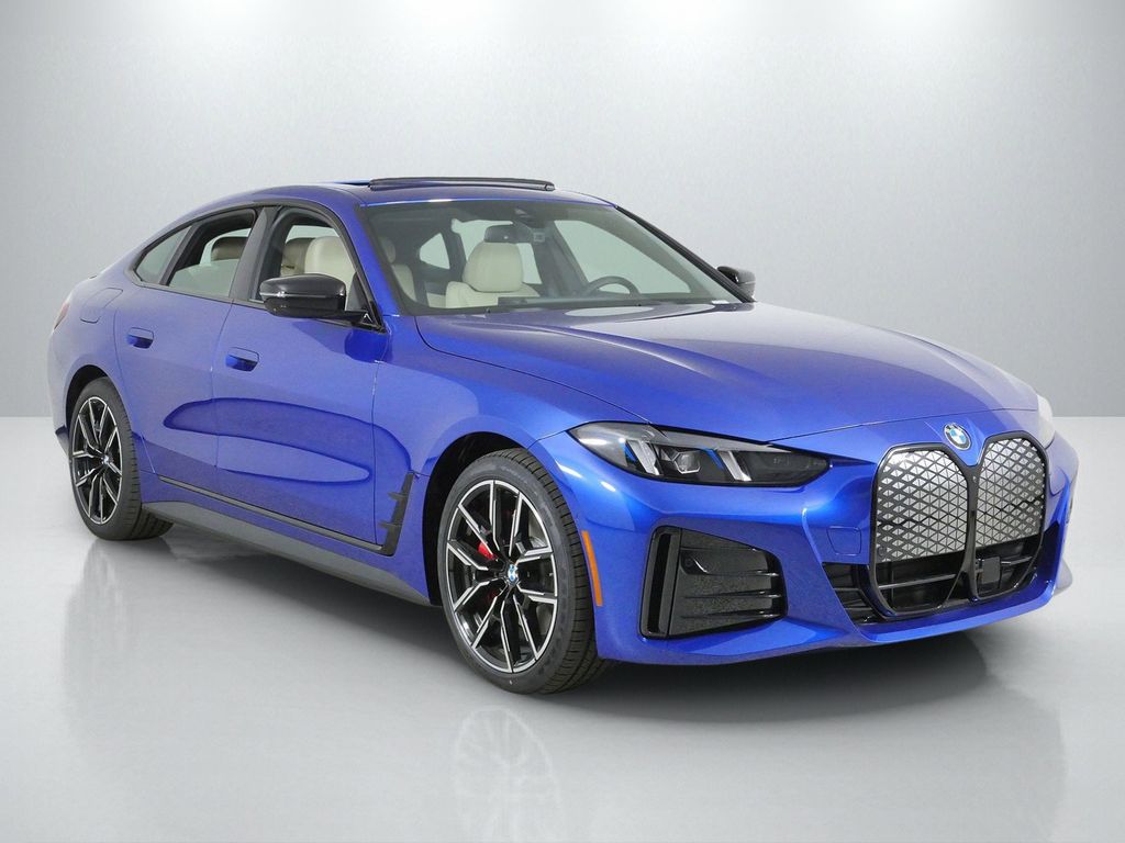 Thumbnail: 2026 BMW i4 - 7