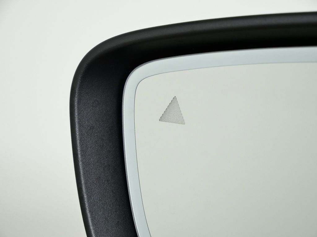 Thumbnail: 2026 BMW 3 Series - 36