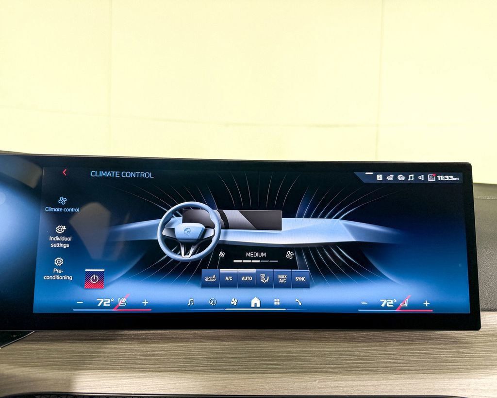Thumbnail: 2025 BMW i4 - 46