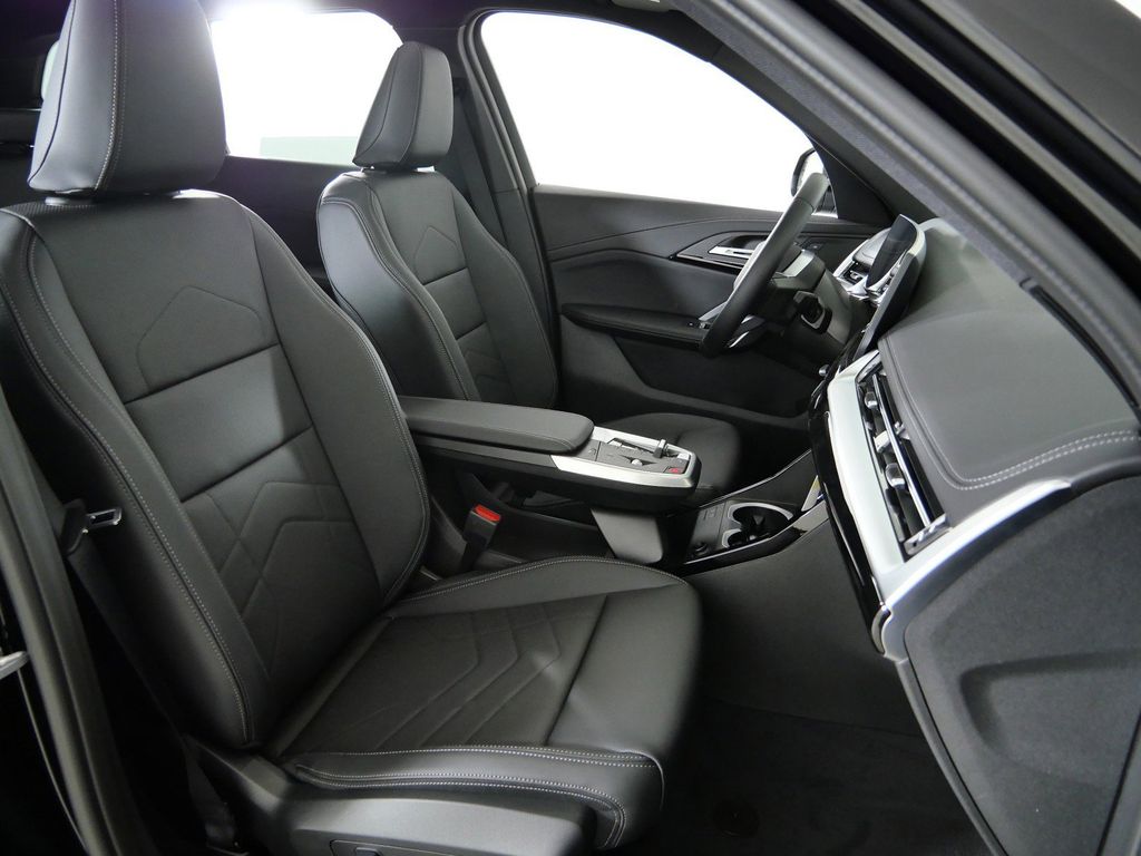 Thumbnail: 2026 BMW X1 - 21