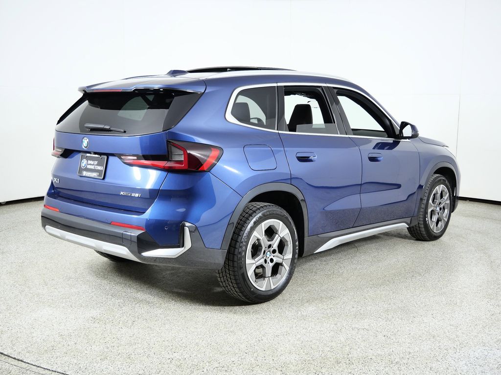 Thumbnail: 2025 BMW X1 - 11
