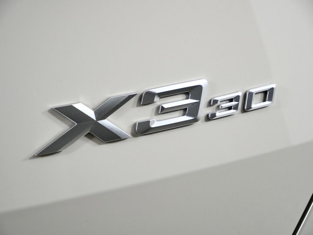 Thumbnail: 2025 BMW X3 - 15