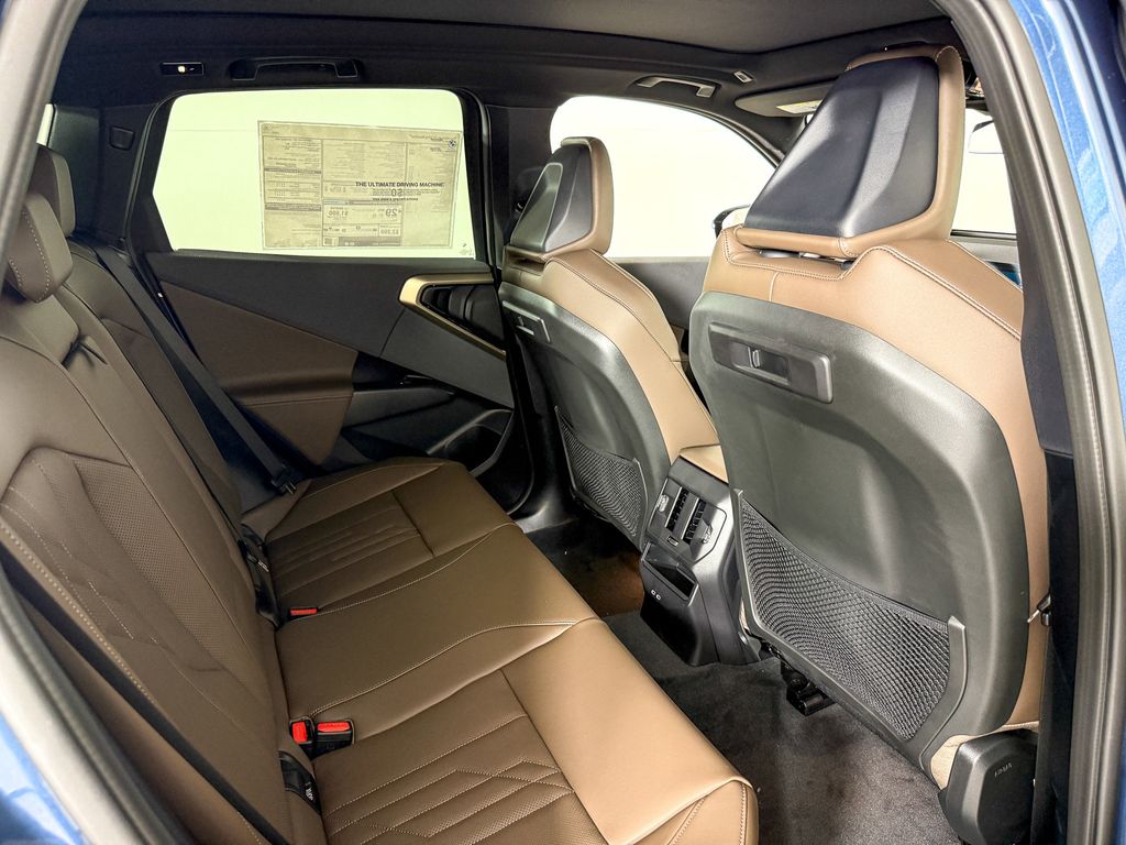 Thumbnail: 2025 BMW X3 - 23