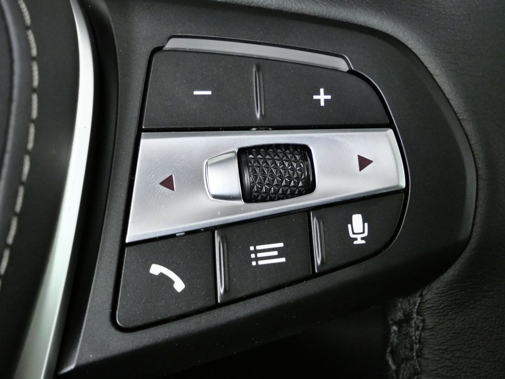 Thumbnail: 2026 BMW X5 - 42