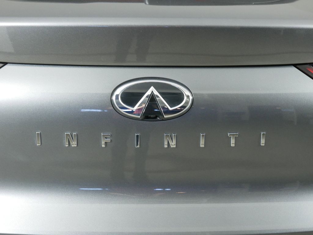 Thumbnail: 2022 INFINITI QX55 - 11