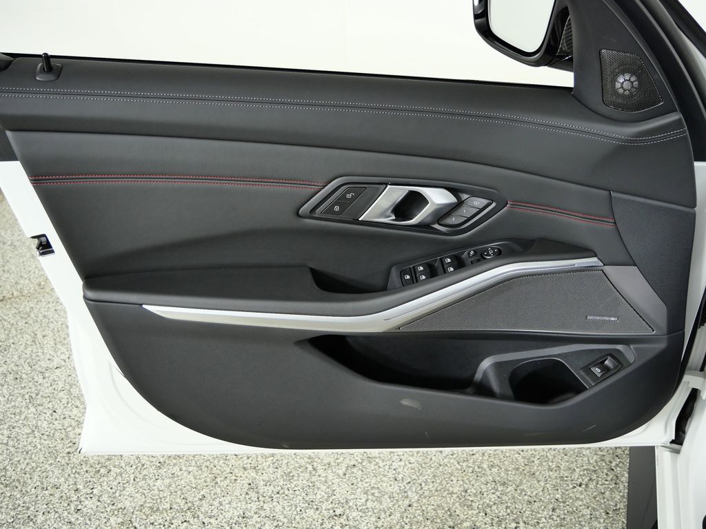 Thumbnail: 2024 BMW M3 - 31