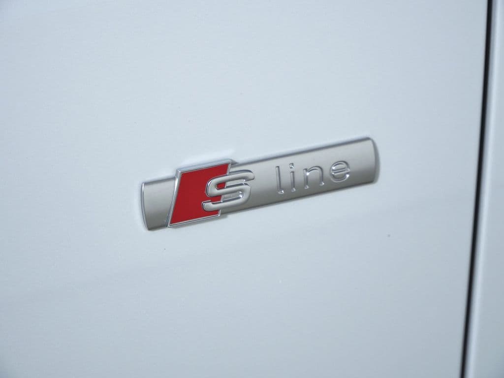 Thumbnail: 2021 Audi A4 - 5