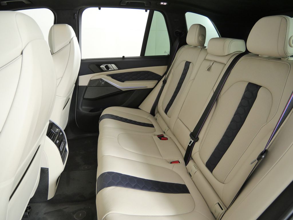 Thumbnail: 2023 BMW X5 - 31