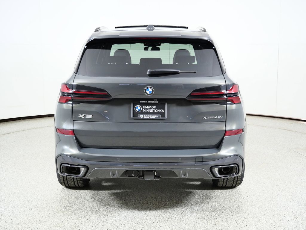 Thumbnail: 2026 BMW X5 - 8