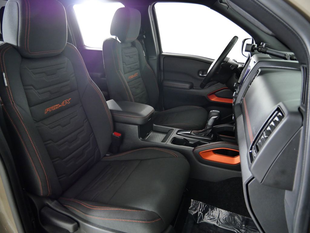 Thumbnail: 2023 Nissan Frontier - 21