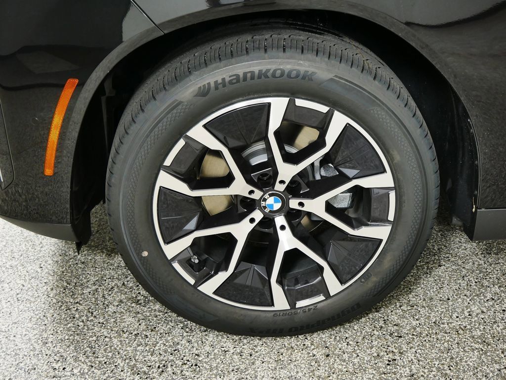 Thumbnail: 2025 BMW X3 - 20