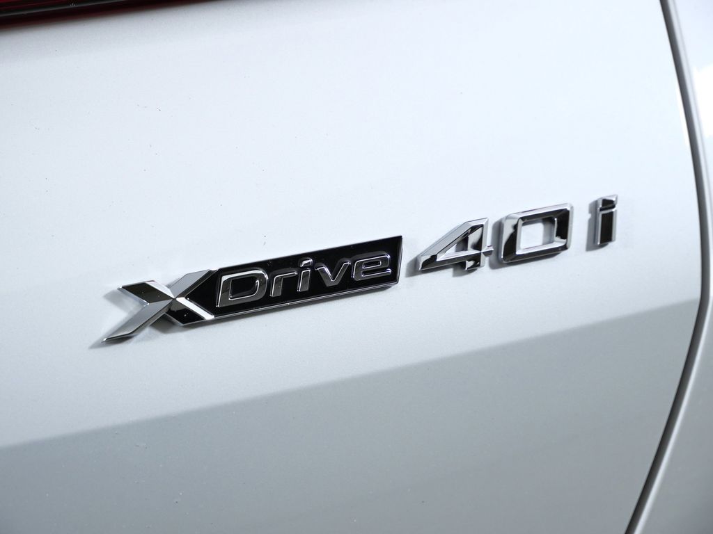 Thumbnail: 2026 BMW X6 - 12