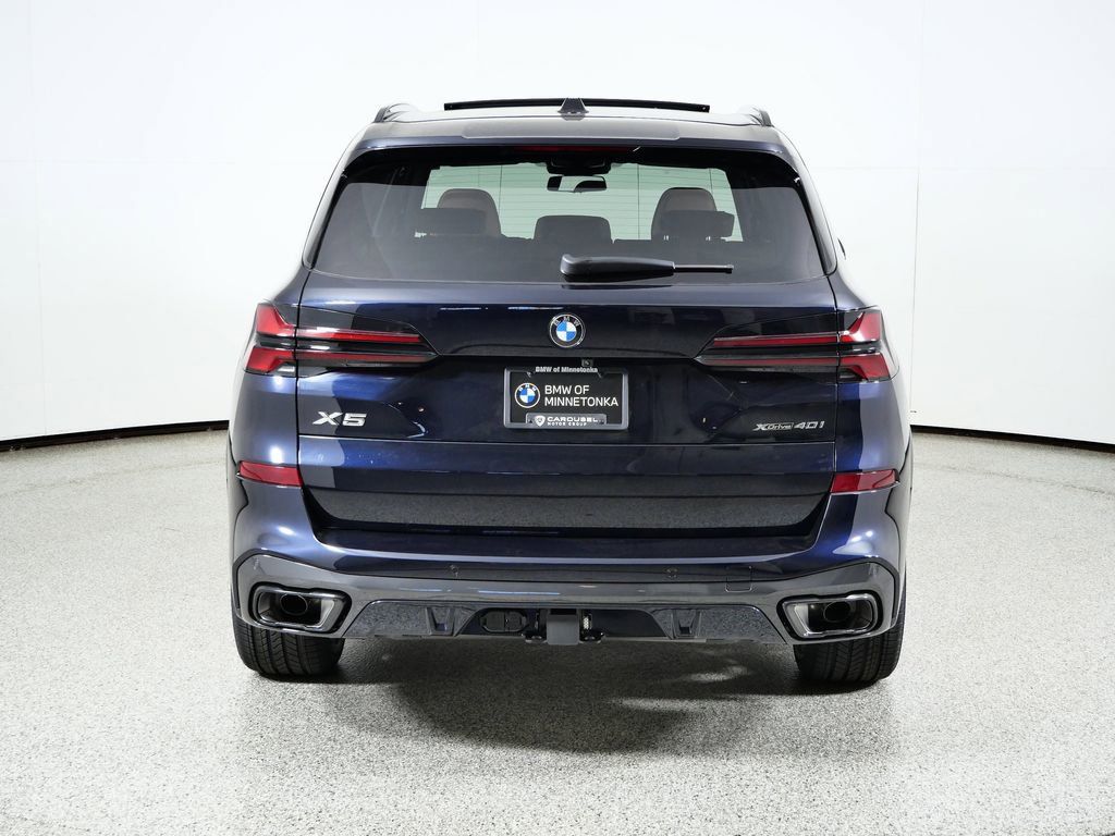 Thumbnail: 2026 BMW X5 - 12