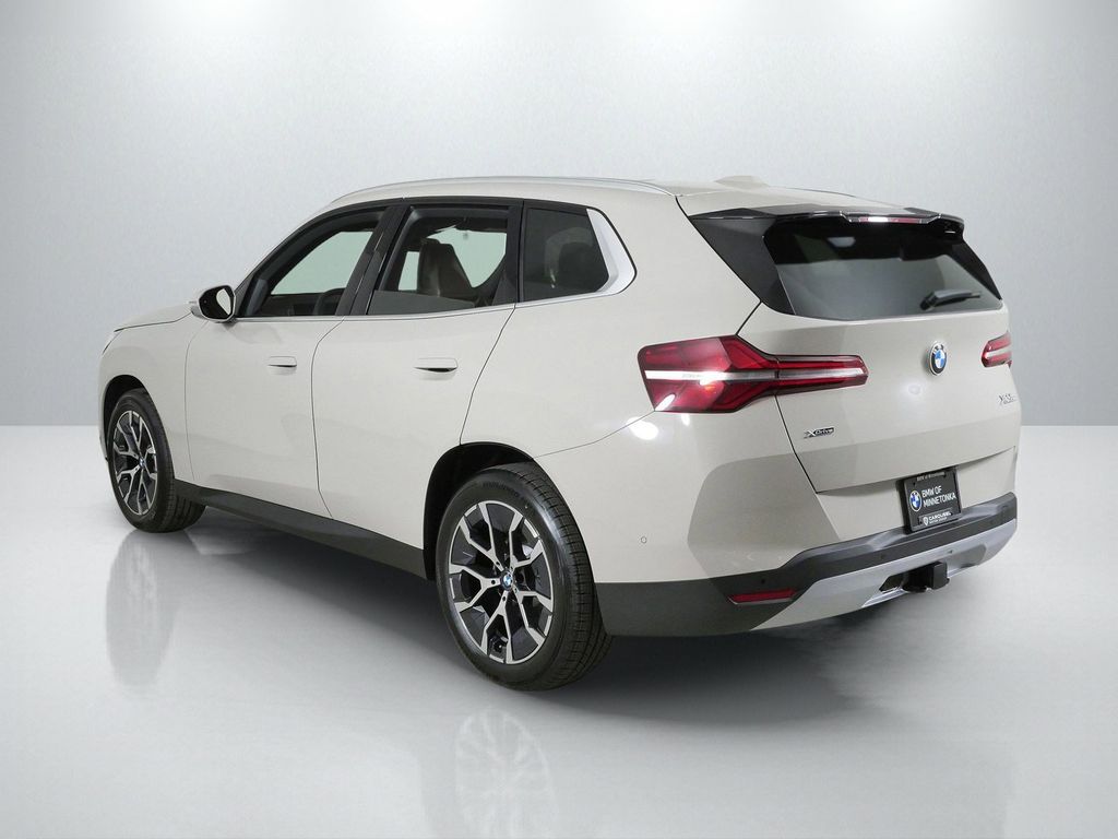 Thumbnail: 2026 BMW X3 - 14