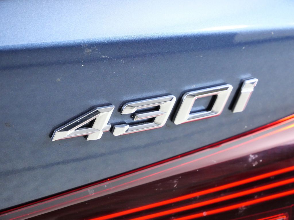 Thumbnail: 2026 BMW 4 Series - 12