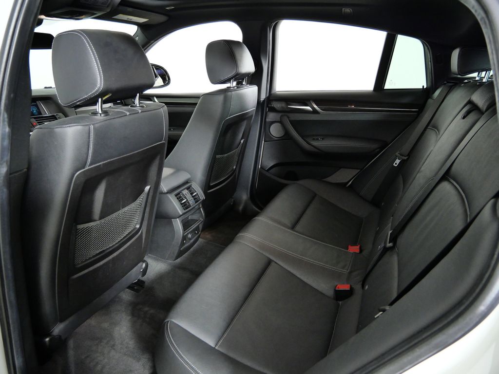 Thumbnail: 2017 BMW X4 - 31