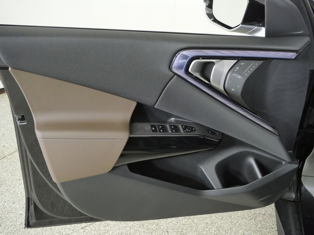 Thumbnail: 2026 BMW X3 - 32